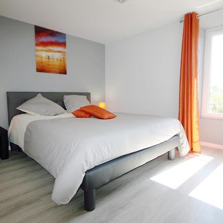 Bed and Breakfast La Fin De La Faim La Tour-Blanche Экстерьер фото